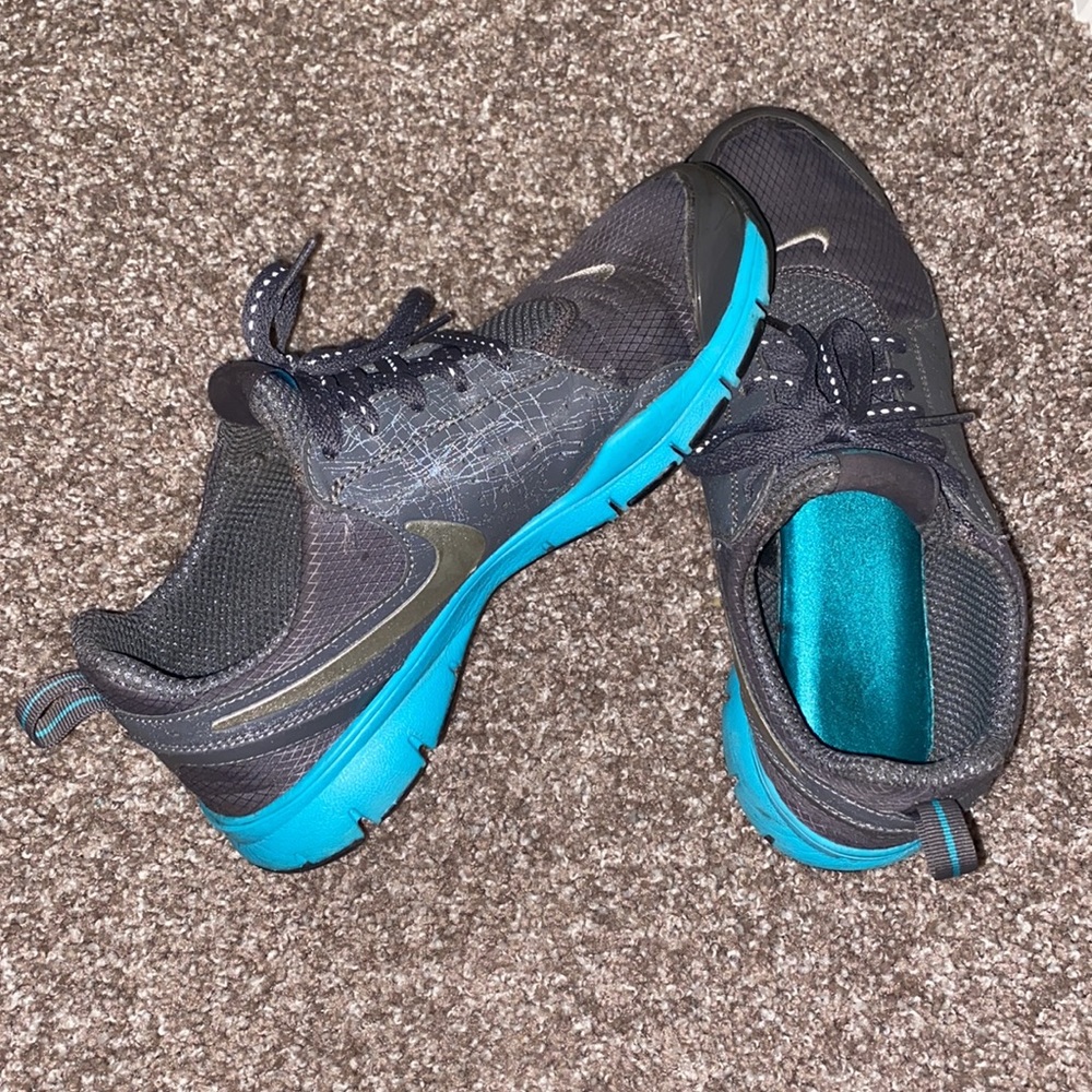 Nike In Season TR 2 H20 Repel Womens Sneakers